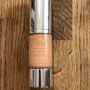 100% Pure Fruit Pigmented Healthy Foundation